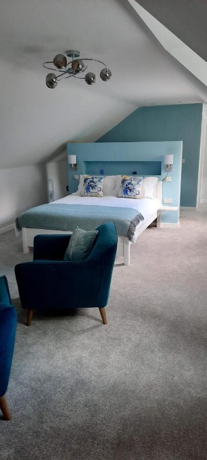 Little London Bed & Breakfast And Glamping Pod Hotel Abercraf Bagian luar foto